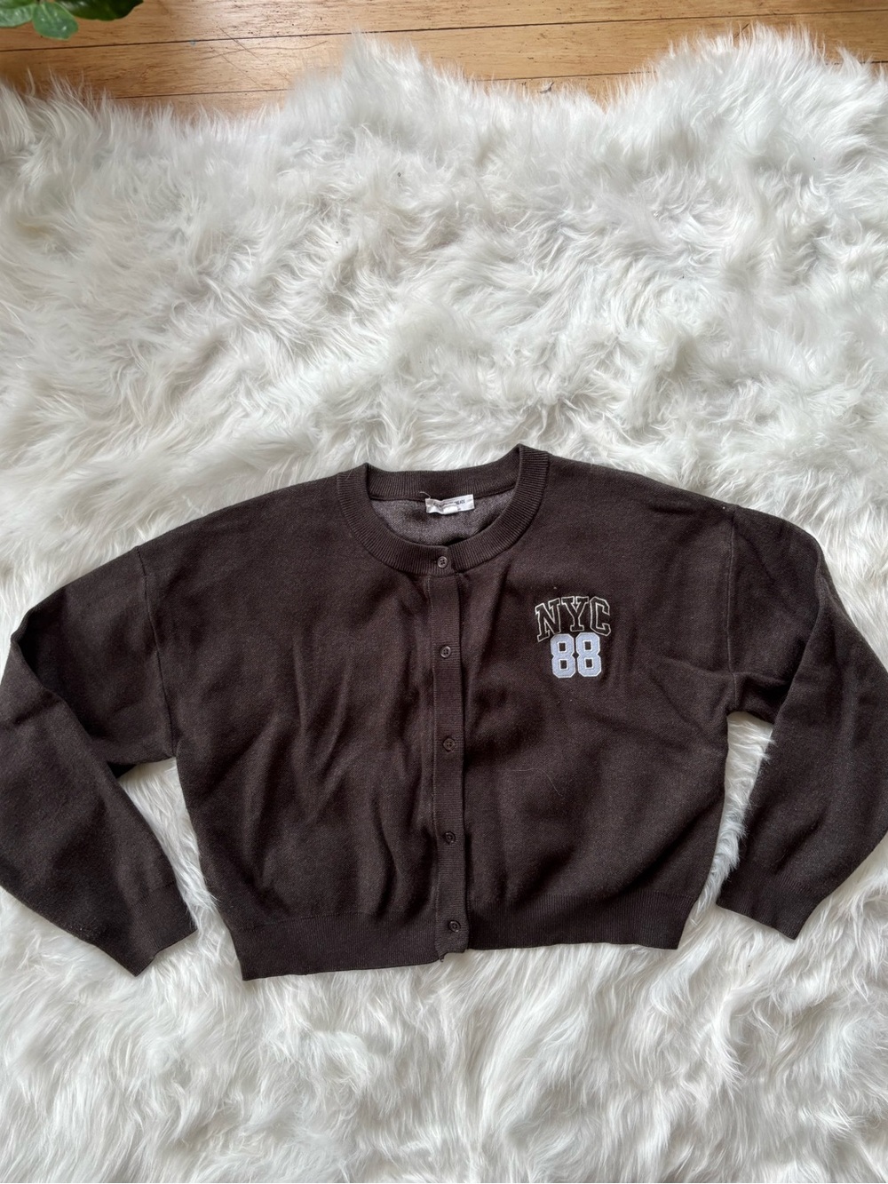 Grayson Threads Brown Crewneck Button Cardigan with NYC 88 Patch XXL